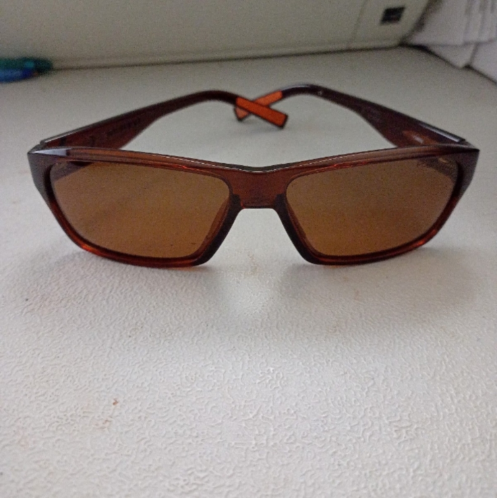 Sunglasses - Picture 7 of 12